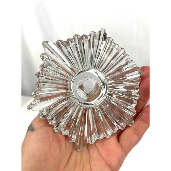 VTG Clear Pressed Glass Candle Holder Starburst Pattern MCM Art Deco Lot of 2 - Picture 5 of 16
